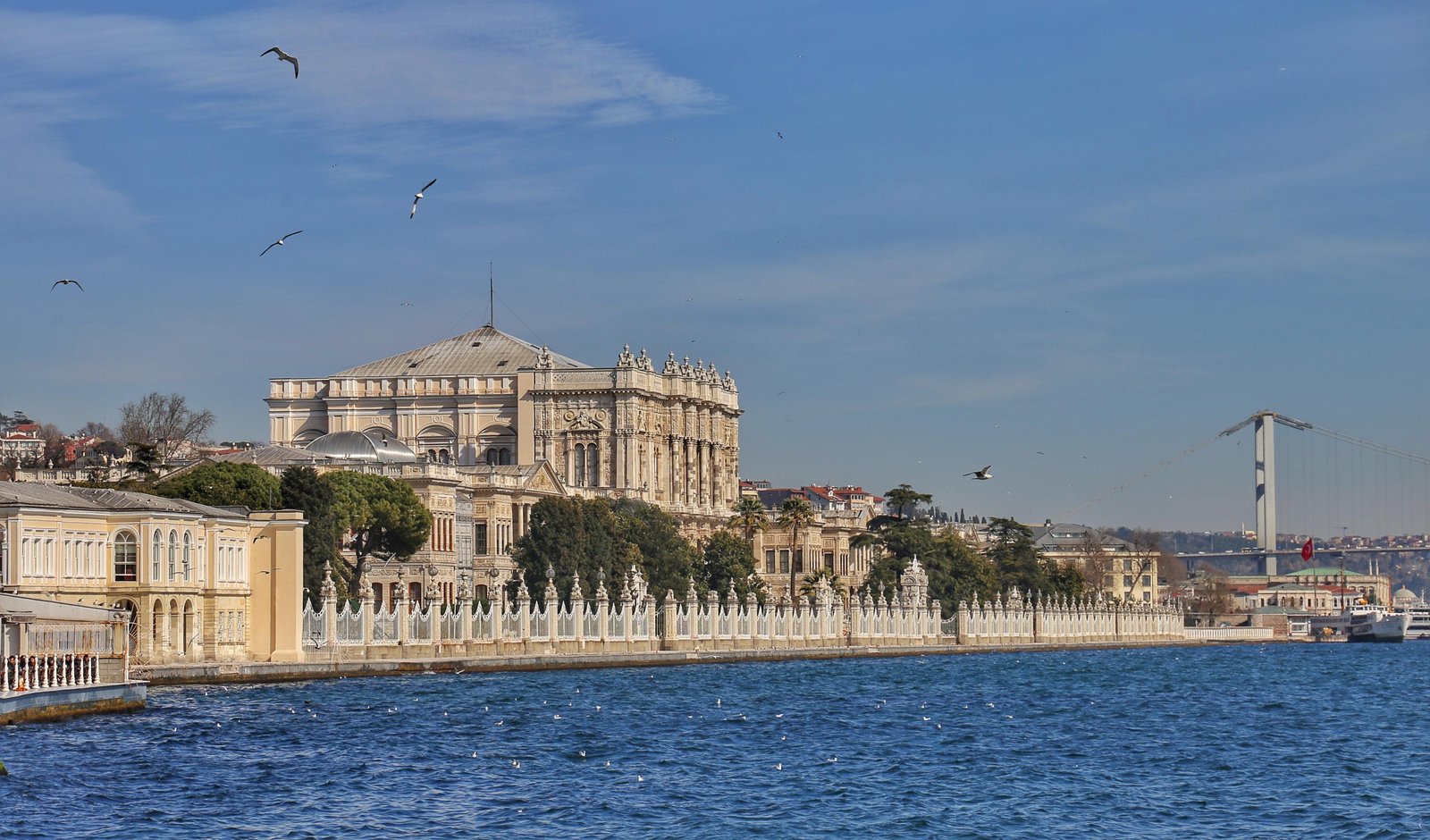 Boğaz’ın İki Yakası: Asya-Avrupa Kültür Turu		